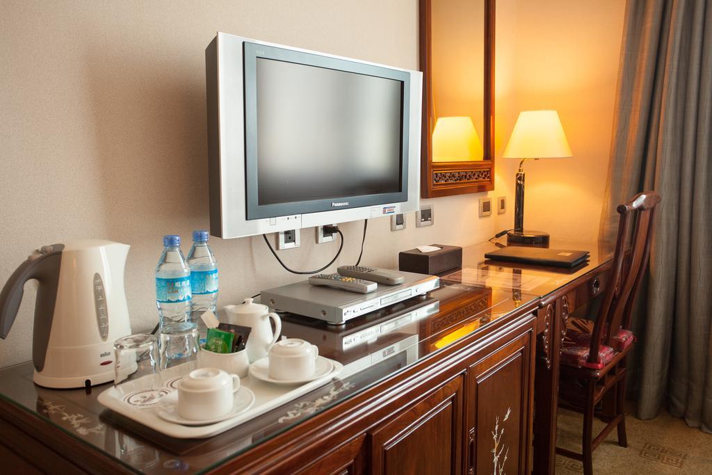 Rich Garden Hotel Тайбей Екстер'єр фото