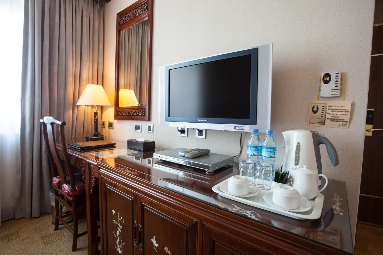Rich Garden Hotel Тайбей Екстер'єр фото