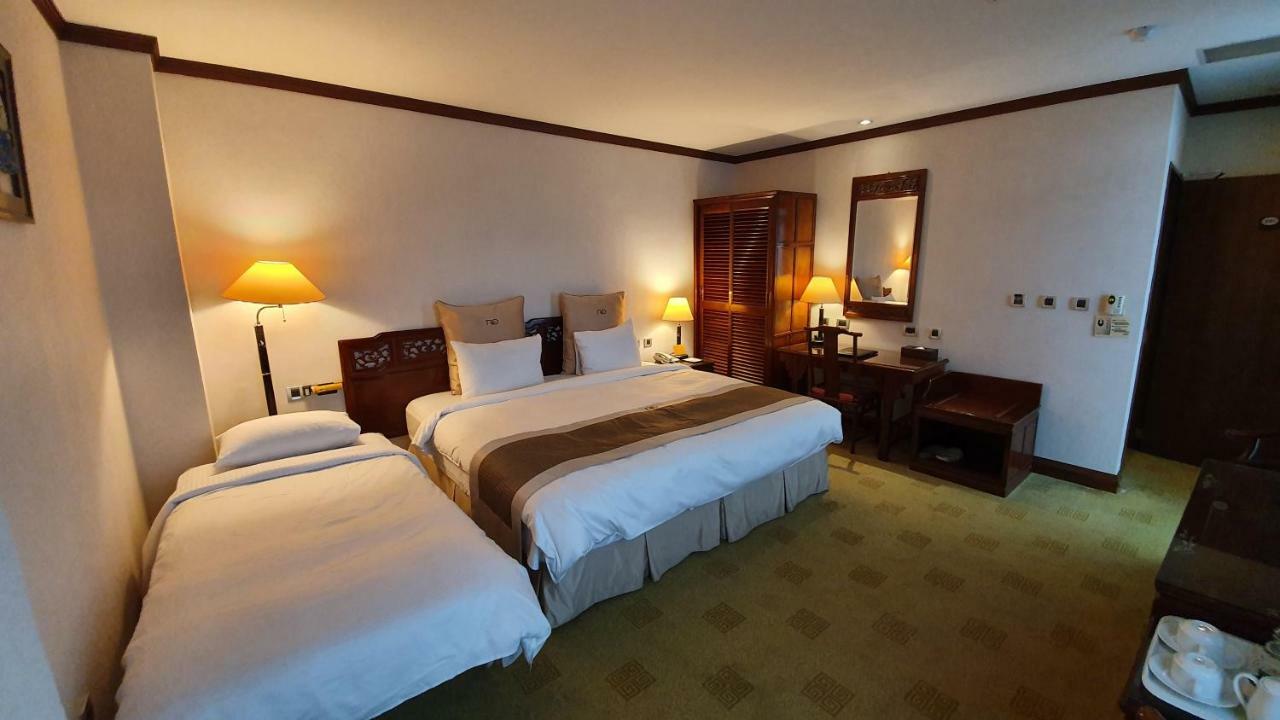 Rich Garden Hotel Тайбей Екстер'єр фото