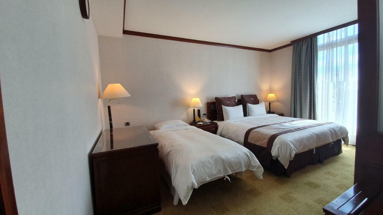 Rich Garden Hotel Тайбей Екстер'єр фото